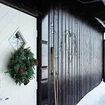 度假居 Authentic Family Experience At