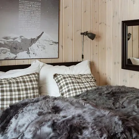 Authentic Family Experience At * Sjusjoen